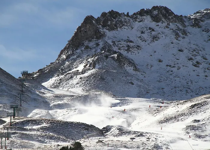 Snoe Apartamentos Escarrilla