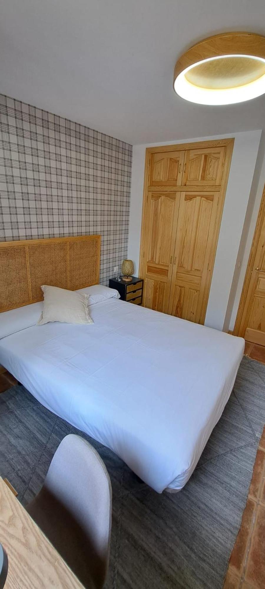 Snoe Apartment Escarrilla